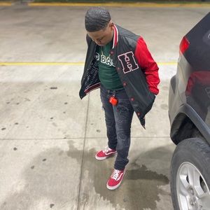 Meet your Posher, Torrian